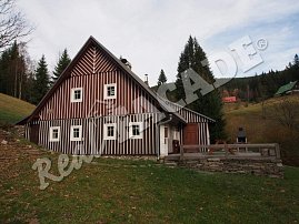 REAL FACADE Czech larch, OSMO varnish no. 727 Palisander